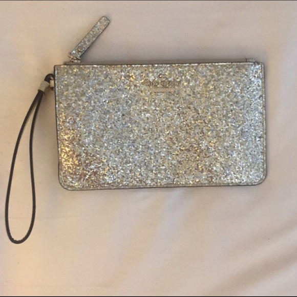 Kate Spade wristlet - Picture 1 of 4